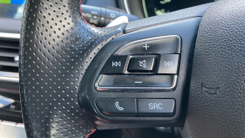 MG Hs 1.5 T-GDI Exclusive 5dr DCT Petrol Hatchback